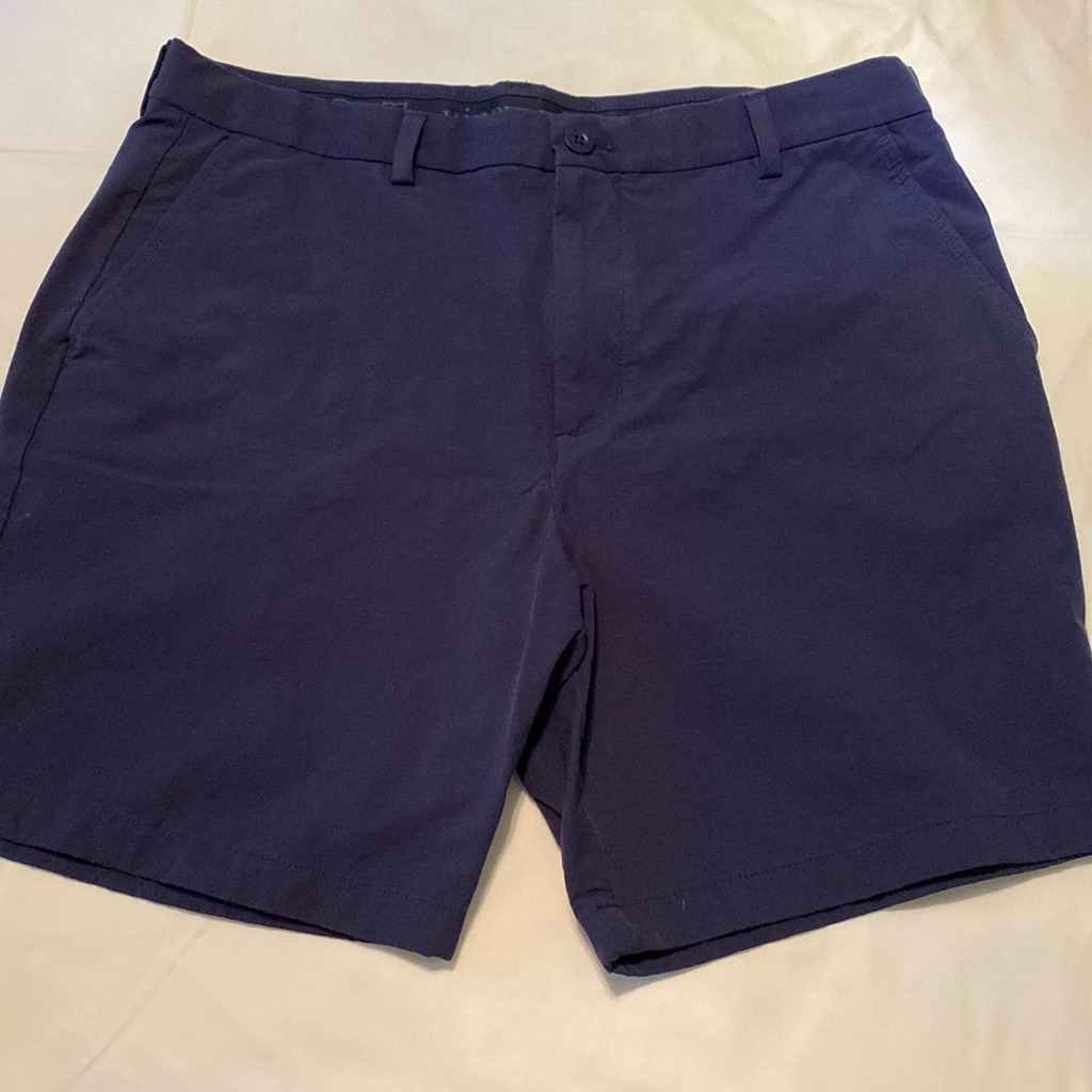 Vineyard Vines Men's Size 35 Navy Shorts
